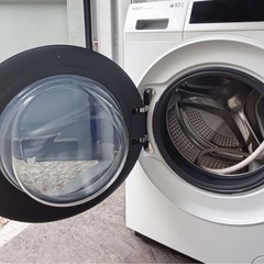 【超最安値】💎2024年製AQUAドラム式洗濯乾燥機　洗剤自動ヒートポンプAQW-D10P　配達無料！の画像