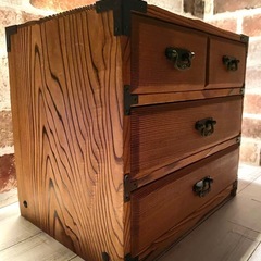【美品】ビンテージ アンティーク調 木製ミニチェスト 3段（卓上収納）の画像