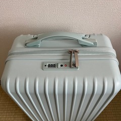 キャリーケースの画像