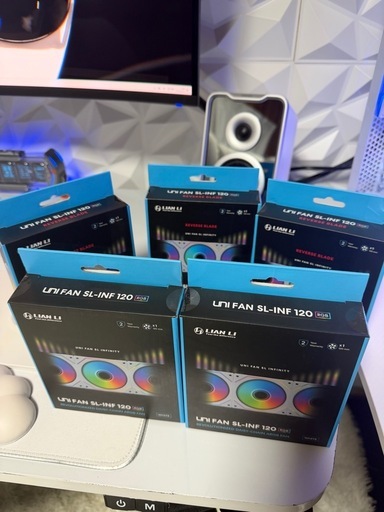 Lian Li UNI FAN SL-INF 120 2個とリバーサル3個