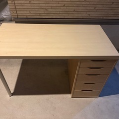 IKEA 机　デスク
の画像
