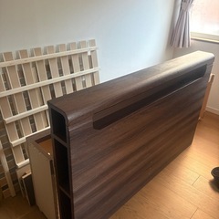 ニトリ　ダブルベッド　フレームの画像