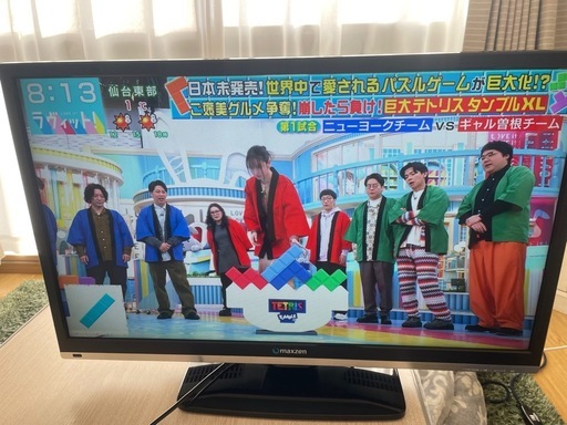 32型テレビ　テレビ台・液晶保護パネル付き