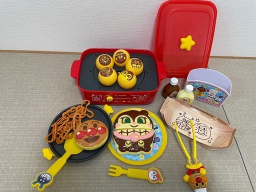 [お譲り先決まりました］アンパンマン　おもちゃ　まとめ売り