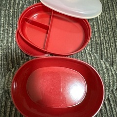 お弁当箱の画像