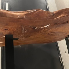 一枚板テーブルの画像