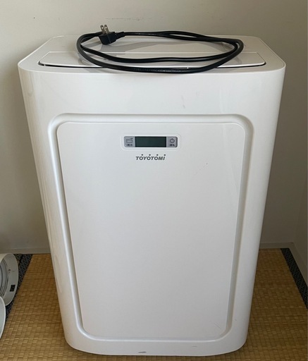 使用短美品 トヨトミスポット冷暖エアコン TAD-22NW