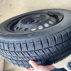 スタッドレスタイヤの画像