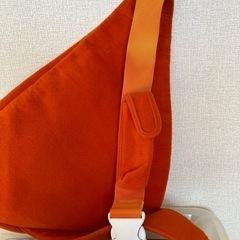 AGASHA肩がけリュックオレンジキルトの画像
