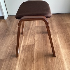 ストゥール（スタッキング）【町田市再生家具】
0122Bの画像