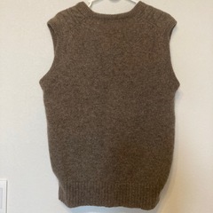 fiona macphail ニットベストの画像