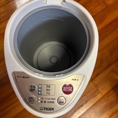 電気ポットの画像