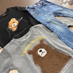 【美品✨】くまちゃんの服95cm🐻とジーパン90cm👖　男女🩵🩷の画像