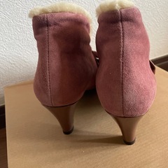 新品　ベロアファーブーツ　21.5cmの画像