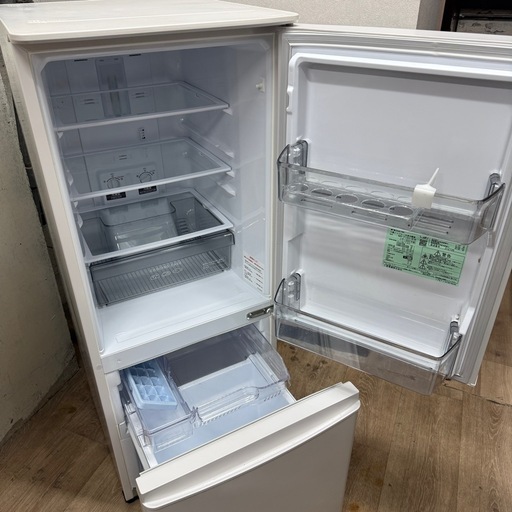 2023年製　三菱　146L 冷蔵庫　MR-P15H-W