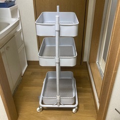 ニトリ　キッチンワゴン　グレーの画像