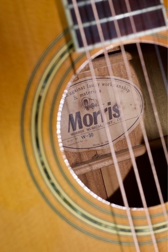 Morris W-30 幌馬車ラベル ハードケース付（ヴィンテージ）