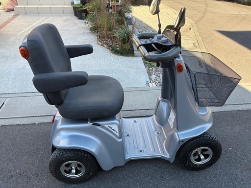 フクシン　FUKUSHIN　ハンドル型電動車いす　セニアカー　シニアカー　SPX-4500　可動品