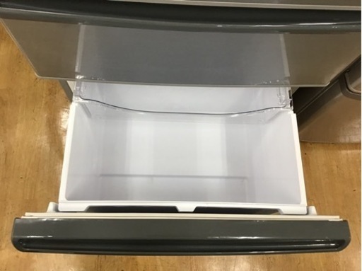 【トレファク神戸新長田店 買取/販売】取りに来られる方限定！AQUAの4ドア冷蔵庫2017年製のご紹介です！