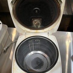 炊飯器の画像