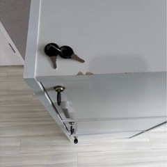 鍵付きカラーボックス　鍵ロッカー　棚　収納棚の画像