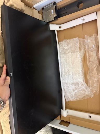 dell 3223d  32インチ モニター