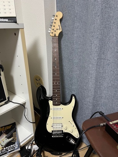 Squier bullet strat スクワイヤー　バレットストラト