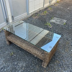 アジアンテーブルの画像