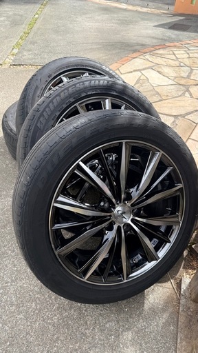 【商談中】
205/55R17  ミニバン用タイヤホイールセット  