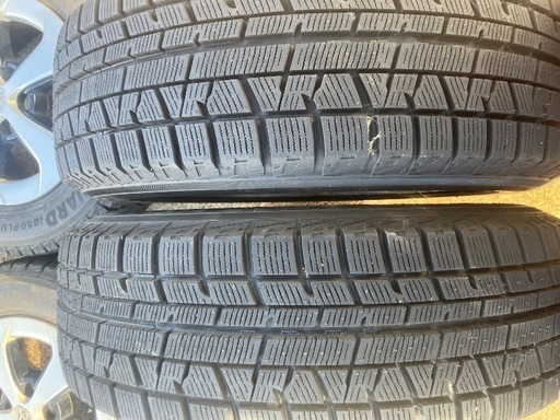 プリウス30系後期　スタッドレス付純正アルミ　195/65R15 イボ付き