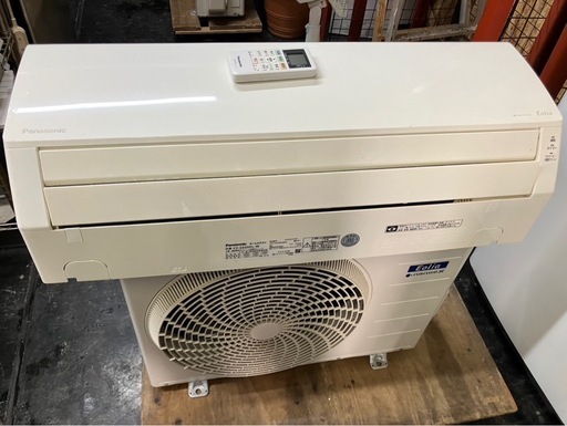 【中古】大阪引取限定　パナソニック　2.2kwルームエアコン　CS-222DFL-W【KSA1F076】