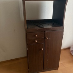 レンジ及び食器棚などの画像
