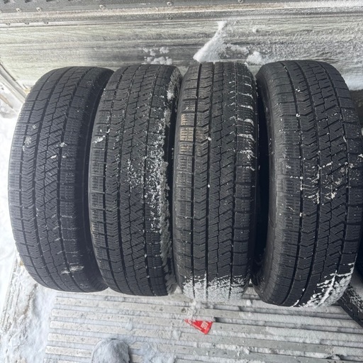 アルミ付き　BRIDGESTONE VRX2 155/65R14 スタッドレス　タイヤ　2021年製　14インチ