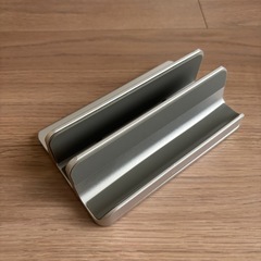ノートパソコン スタンドの画像