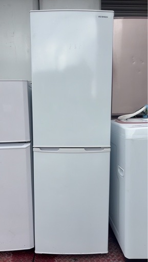 配達料金込み?美品 冷蔵庫 スリム 2020年式 162L