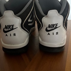 NIKE   ２７.５センチの画像