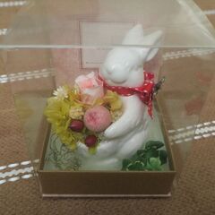 プリザーブドフラワーうさぎの画像