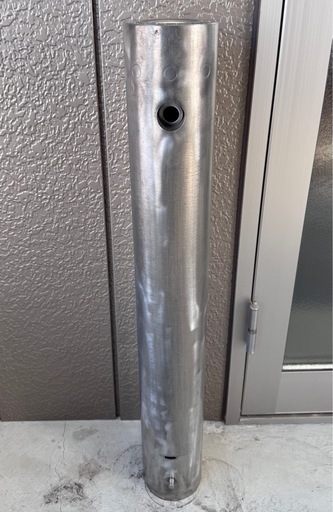 チェーン内蔵型車止め メーカー不明 中古品 高さ約82cm幅約11.5cm