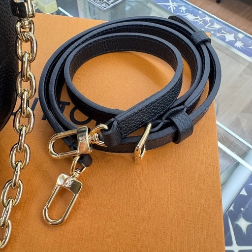 ☆ドリーム荒牧店☆LOUIS VUITTON ルイヴィトン ミニ･バムバッグ 2WAYチェーンバッグ アンプラント ノワール M469