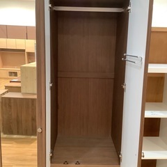 【トレファク神戸南店】ニトリ　ワードローブ3枚扉【取りに来られる方限定】の画像