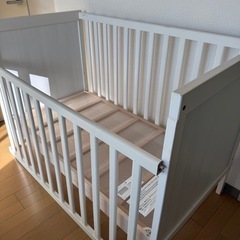 IKEA ベビーベッド　ホワイトの画像