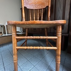 アンティーク椅子の画像