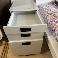 キャビネットの画像