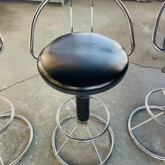 【決まりました】カウンターチェア3脚の画像