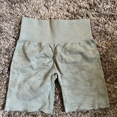Gymshark ヨガ ショートパンツ ストレッチの画像
