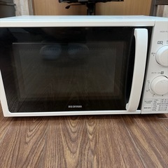電子レンジ　アイリスオーヤマ　700W IMG-T177-6-Wの画像
