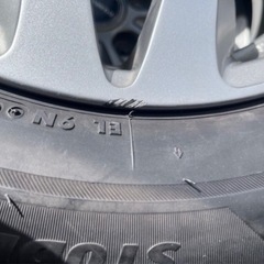 ホイール付スタッドレスタイヤ195/65R15 の画像