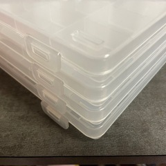 仕切りケースの画像