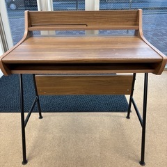 大特価❗️コンパクトPCデスク 勉強机 ブラウン 木目調の画像