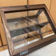 サリュ リサイクルウッド キャビネット の画像